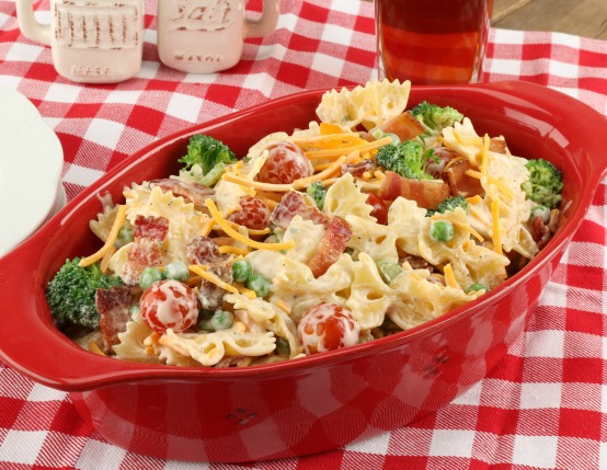 Pasta salad with bacon