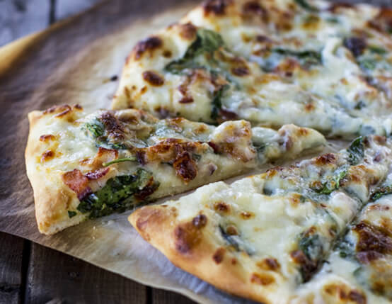 spinach bacon ranch pizza