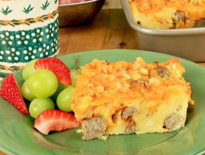 https://www.jonesdairyfarm.com/wp-content/uploads/2022/10/sausage-egg-breakfast-casserole.jpeg