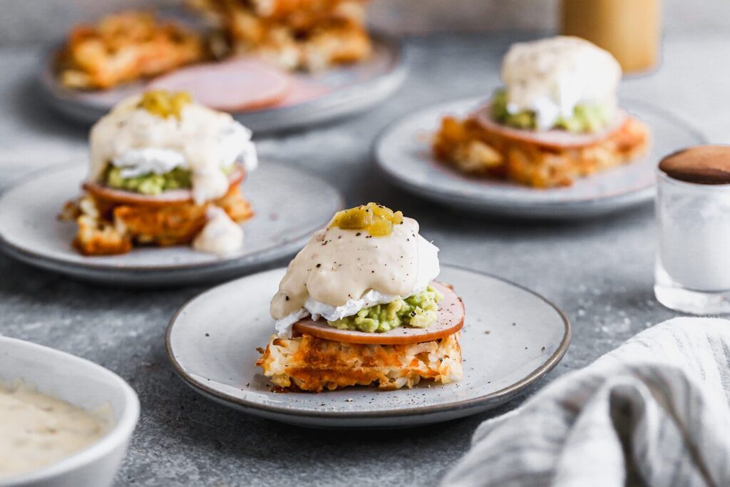 Green Chile Avocado Eggs Benedict, Jones Dairy Farm Canadian Bacon, Breakfast Recipes, Brunch Recipe Idea, Menu Inspiration, Weekend Brunch Ideas