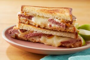 Braunschweiger Grilled Cheese with Caramelized Onions