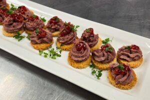 Braunschweiger Canape, Jones Dairy Farm Braunschweiger, Appetizer Ideas, What to do with Braunschweiger, Menu Ideas