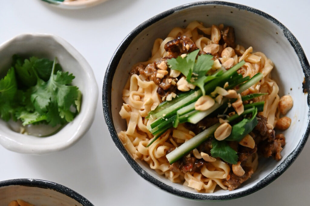 Peanut Noodles with Turkey Sausage, Jones Dairy Farm Sausage, Easy Weeknight Meal