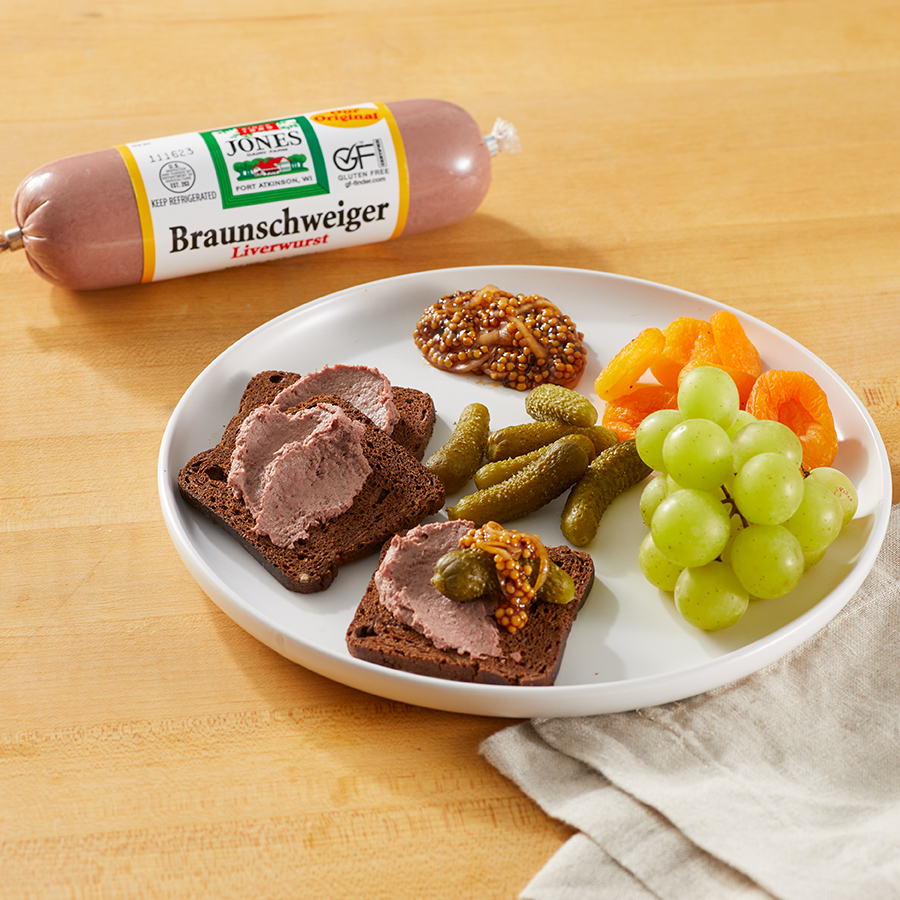 Jones Dairy Farm Braunschweiger Snack Plate, Braunschweiger Chub, The Best Braunschweiger, What is Braunschweiger, Liverwurst