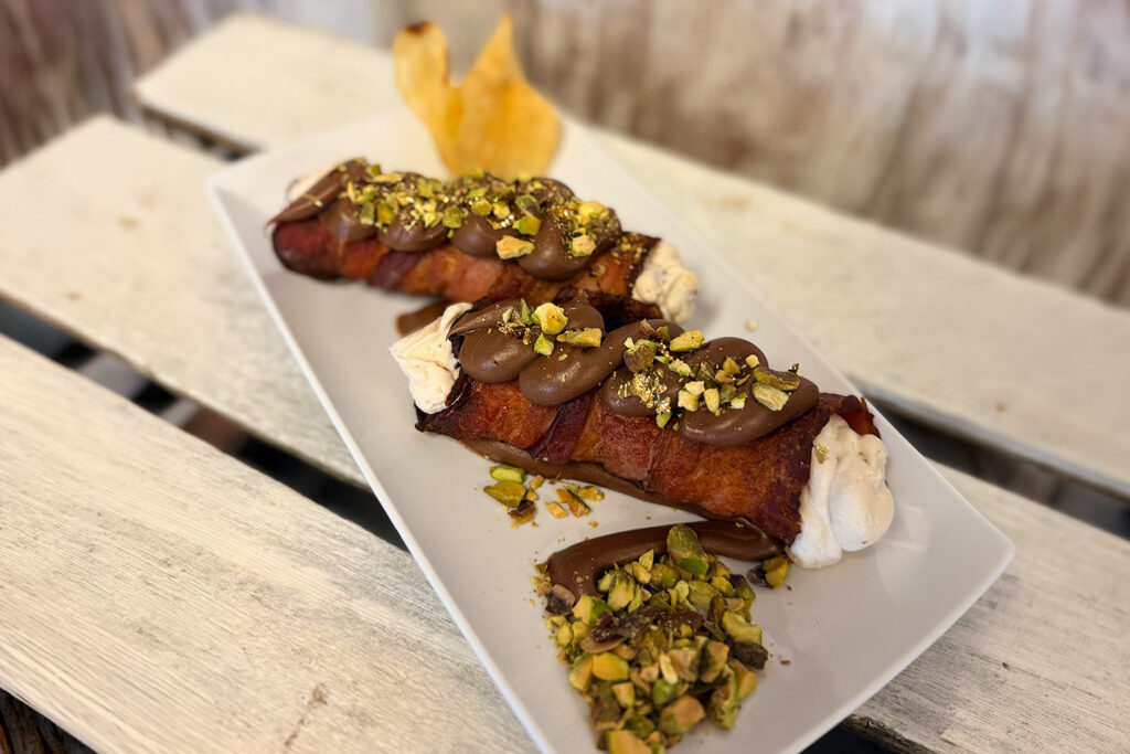 Wisconsin Dubai Bacon Cannoli Bacon Dessert