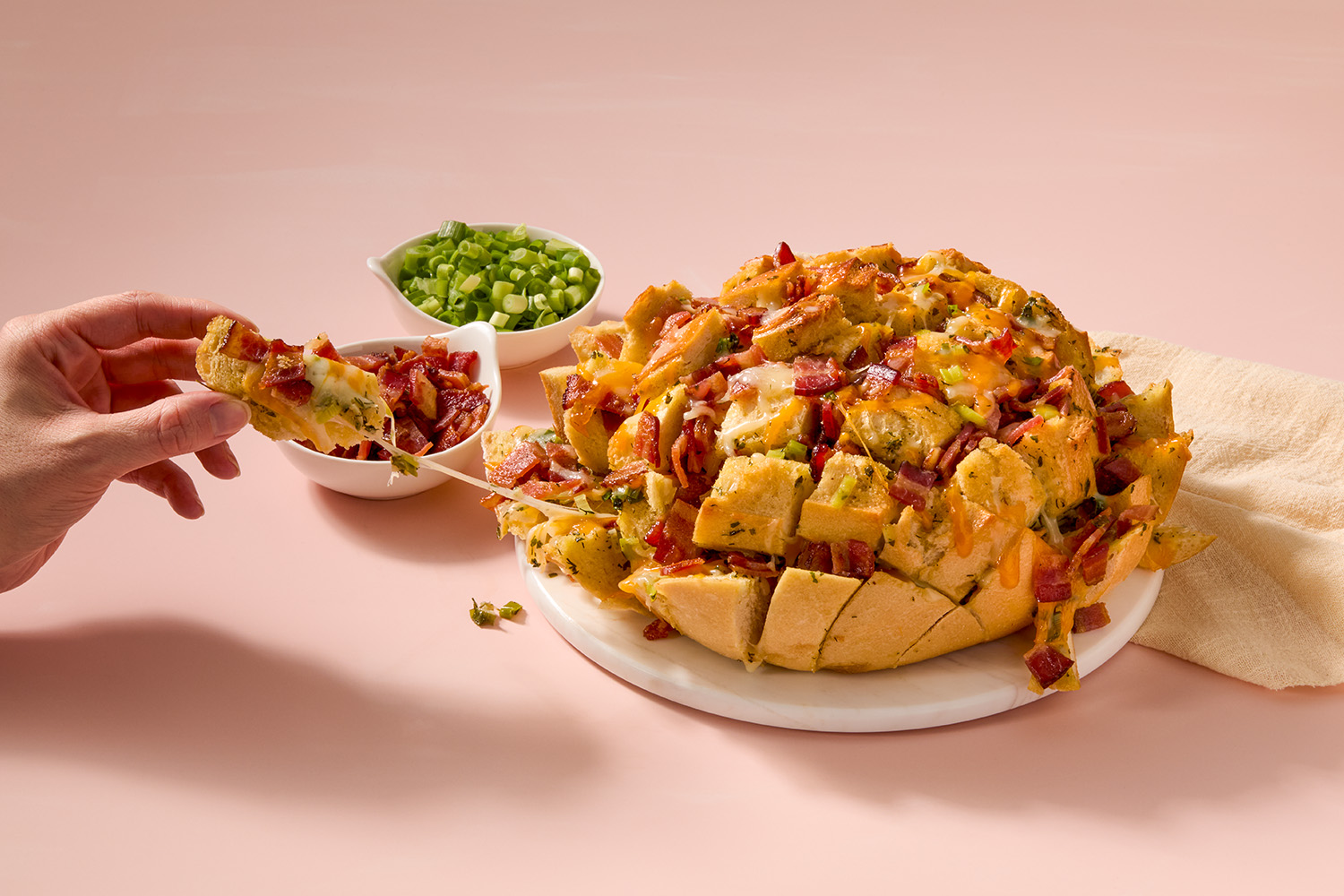 Cheesy Pull-Apart Bread with Bacon, Cheesy Garlic Pull A Part Bread